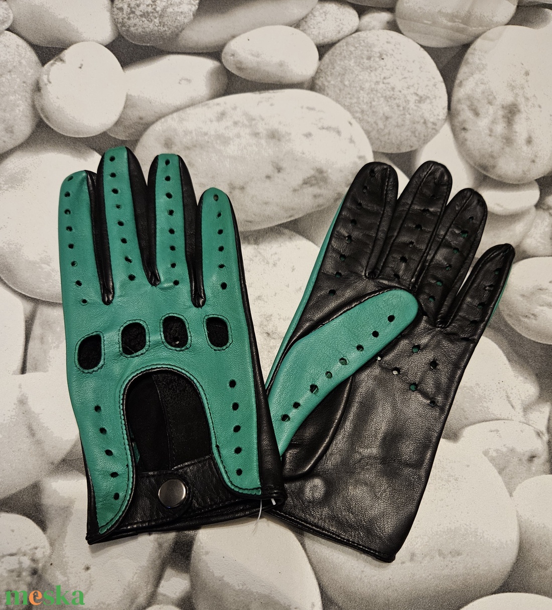 Zöld-fekete autós - ruha & divat - sál, sapka, kendő - kesztyű - Meska.hu