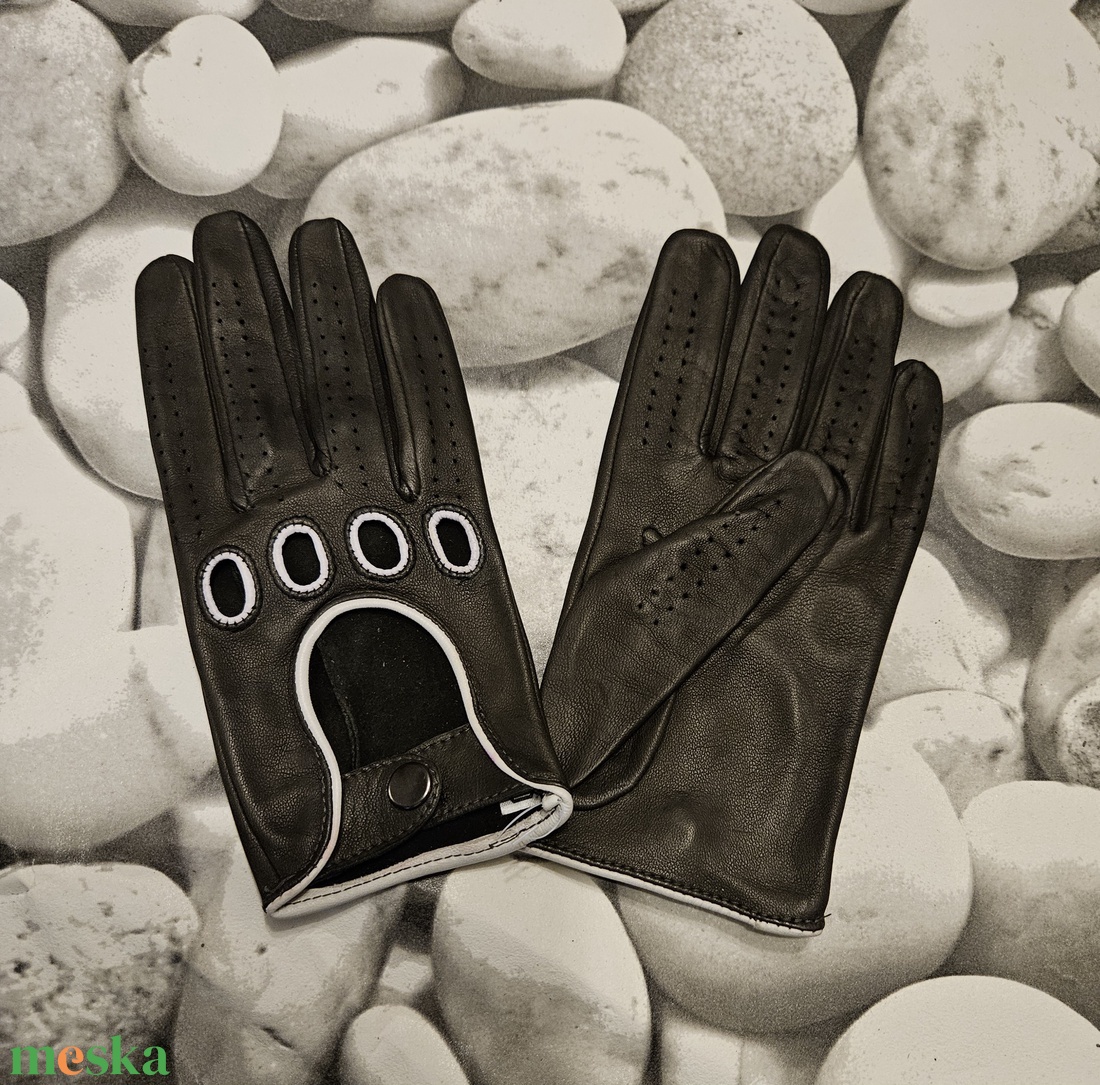 Sötét szürke autós - ruha & divat - sál, sapka, kendő - kesztyű - Meska.hu