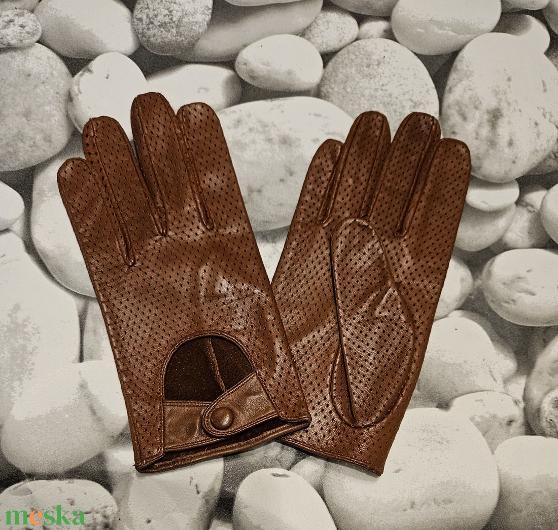 Konyak színű autós - ruha & divat - sál, sapka, kendő - kesztyű - Meska.hu