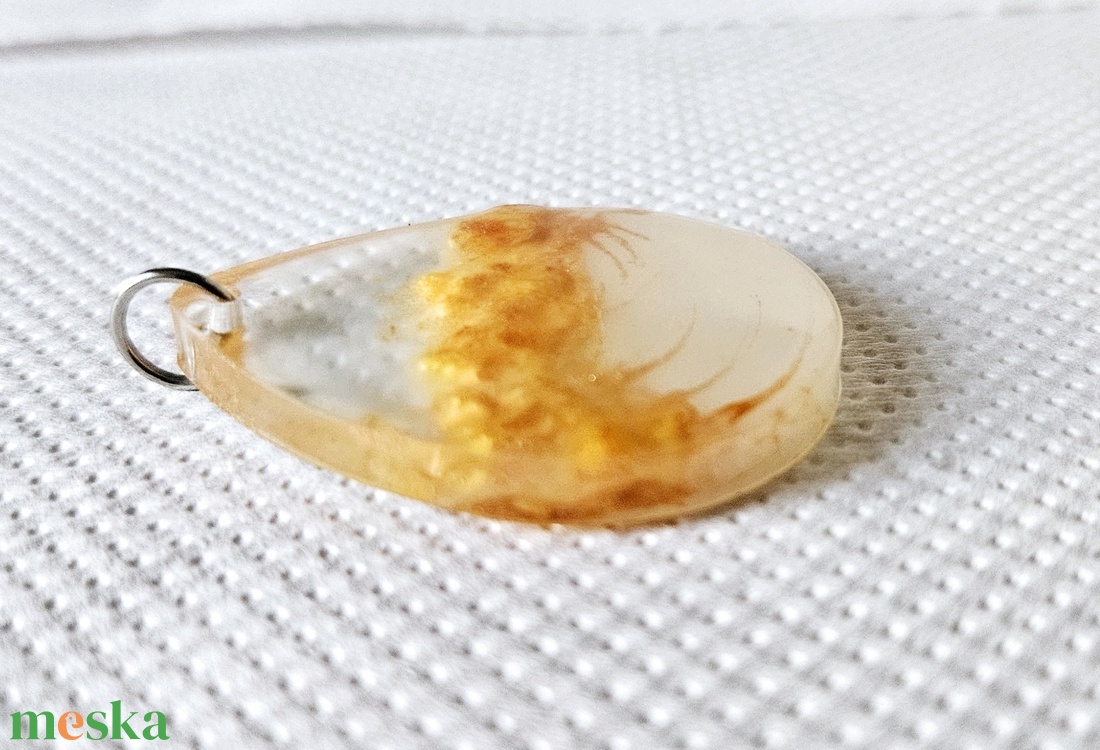 epoxy csepp alakú medál - ékszer - nyaklánc - medál - Meska.hu
