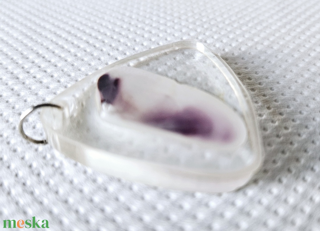epoxy háromszög alakú kagylós medál - ékszer - nyaklánc - medál - Meska.hu