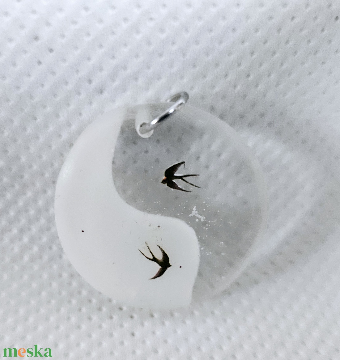 epoxy kör alakú jin jang medál - ékszer - nyaklánc - medál - Meska.hu