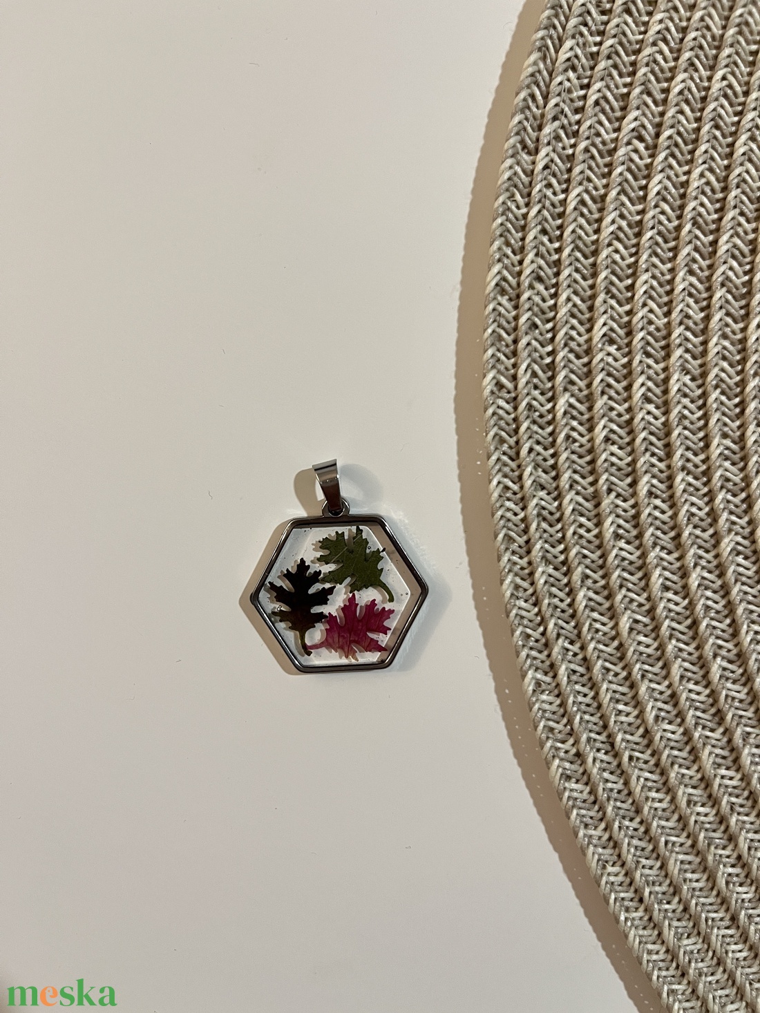 Őszi leveles medál - ékszer - nyaklánc - medál - Meska.hu