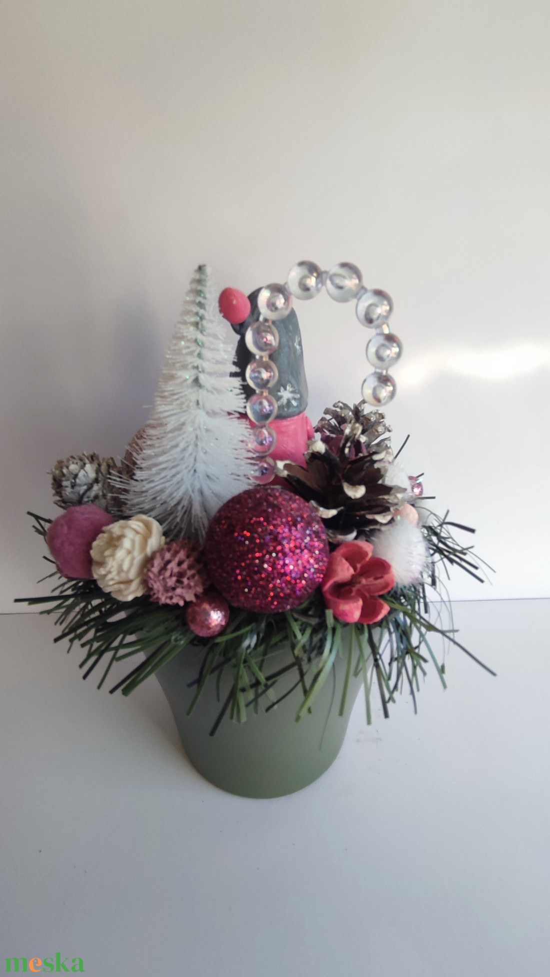 Karácsonyi dekoráció kerámia manós - otthon & életmód - dekoráció - asztal és polc dekoráció - asztaldísz - Meska.hu