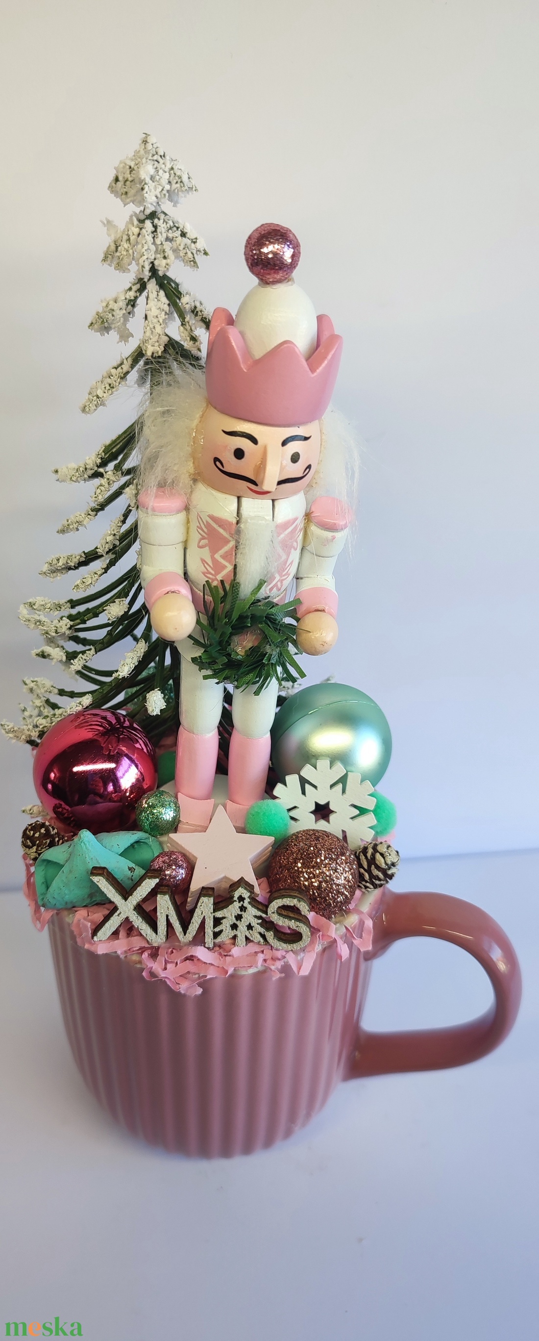 Bögrés karácsonyi diótörő - otthon & életmód - dekoráció - asztal és polc dekoráció - asztaldísz - Meska.hu