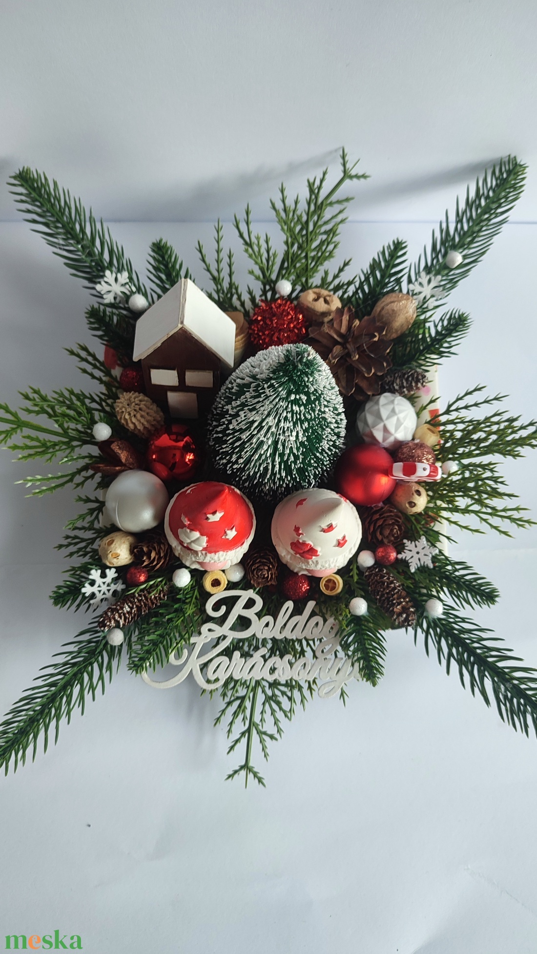 Manós karácsonyi asztalidísz - otthon & életmód - dekoráció - asztal és polc dekoráció - asztaldísz - Meska.hu
