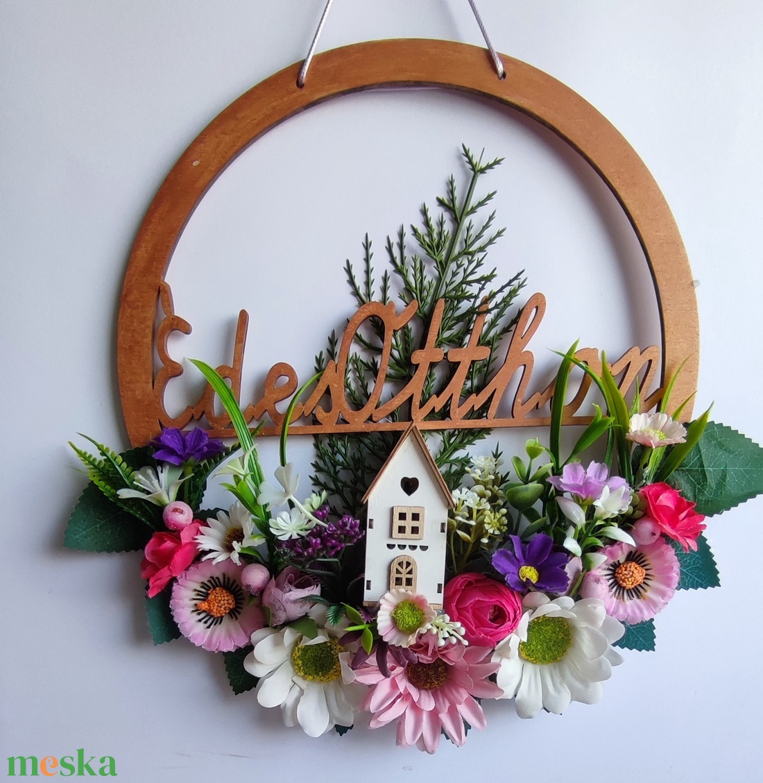 Hazaváró tavaszi ajtódísz - Édes otthon virágokkal - otthon & életmód - dekoráció - ajtó- és ablak dekoráció - ajtódísz & kopogtató - Meska.hu