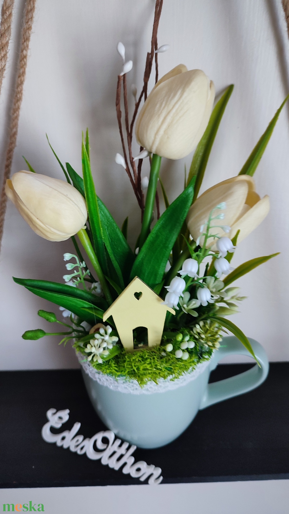 Bögrés tavaszi tulipános dekoráció  - otthon & életmód - dekoráció - húsvéti asztaldíszek - Meska.hu