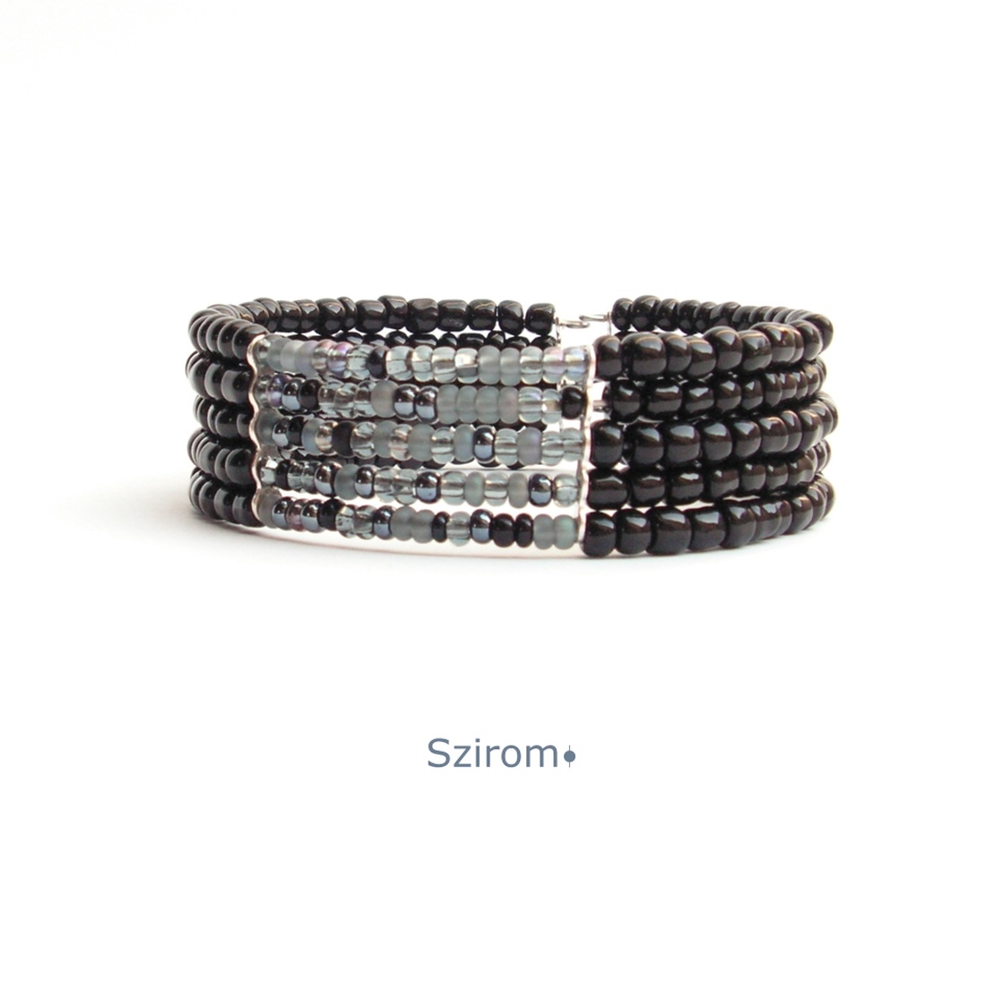 Hétköznapi elegancia - Fekete és kékesszürke csillogó karperec  -  - Meska.hu