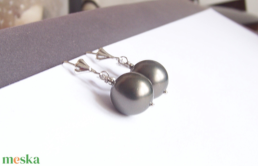 Szürkület :) - shell pearl gyöngy fülbevaló - ékszer - fülbevaló - lógós kerek fülbevaló - Meska.hu Szürkület :) - shell pearl gyöngy fülbevaló - ékszer - fülbevaló - lógós kerek fülbevaló - Meska.hu