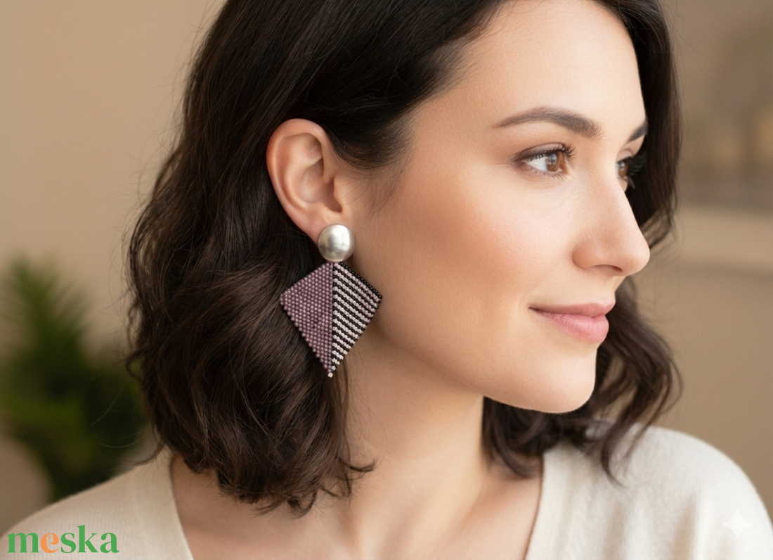 Prizma fülbevaló - mályva  - ékszer - fülbevaló - lógó fülbevaló - Meska.hu