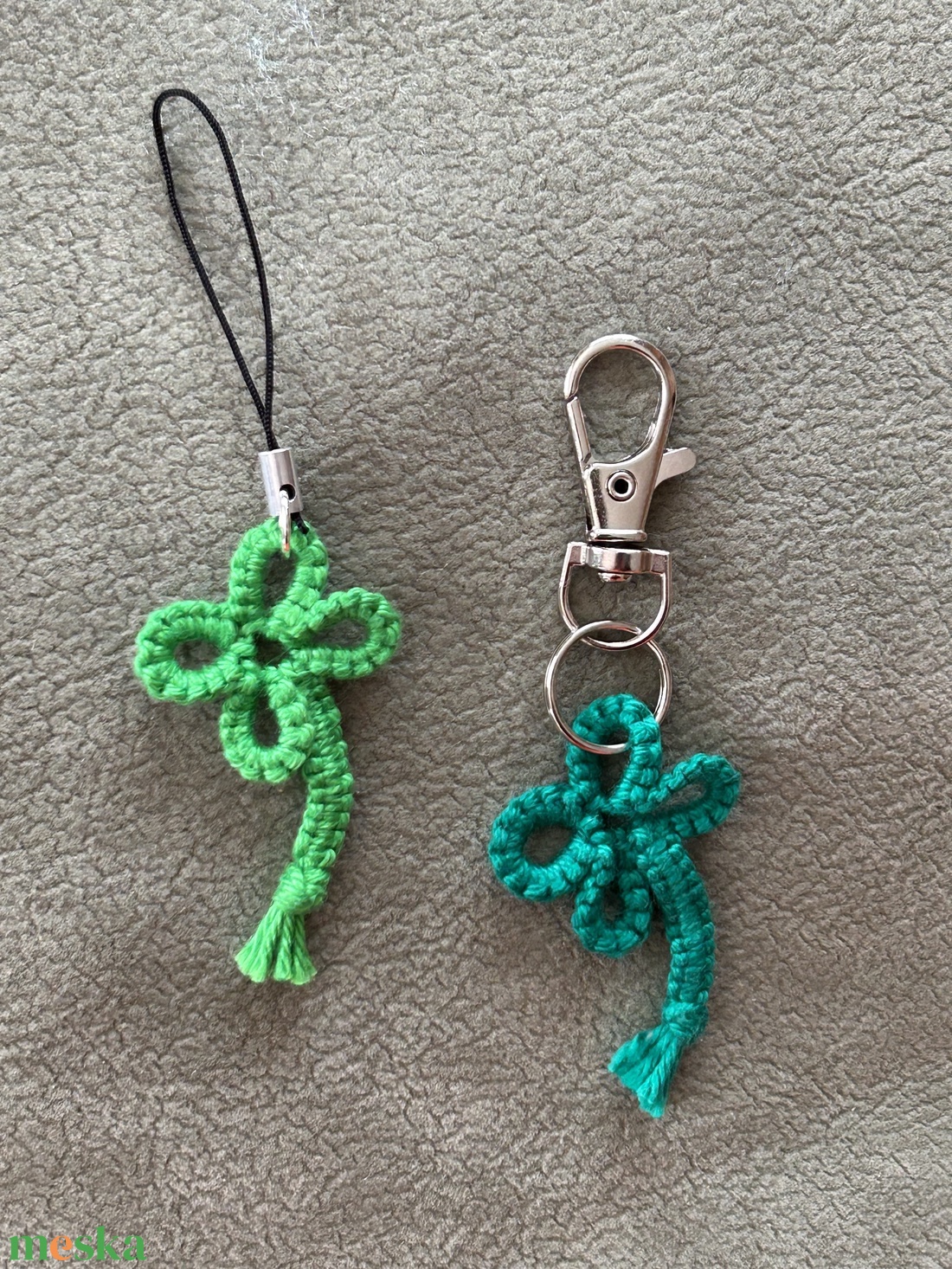 mini lóhere (4levelű) - táska & tok - kulcstartó & táskadísz - táskadísz - Meska.hu