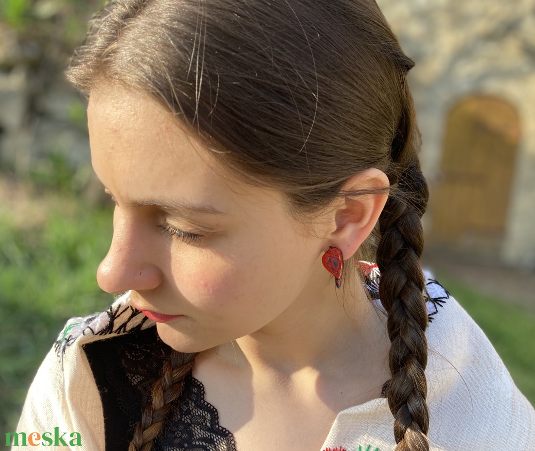 Piros-kék Matyó Madár - ékszer - fülbevaló - pötty fülbevaló - Meska.hu Piros-kék Matyó Madár - ékszer - fülbevaló - pötty fülbevaló - Meska.hu