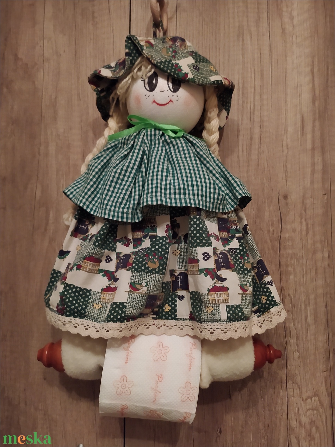 WC papír tartó rongybaba - otthon & életmód - tárolás & rendszerezés - újságtartó - Meska.hu