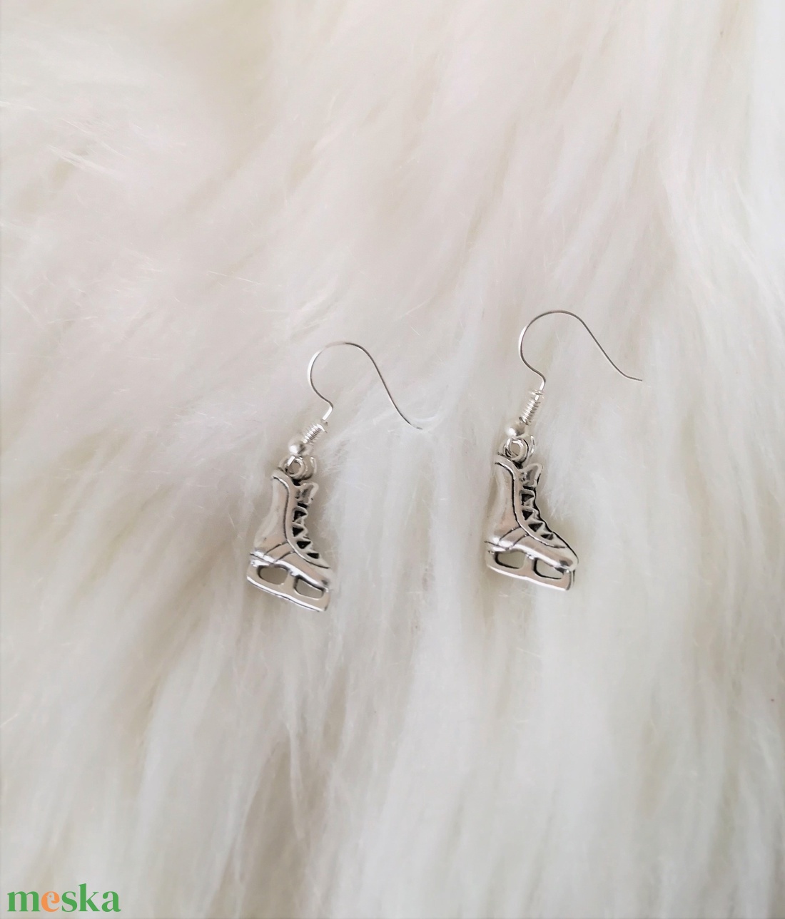 'Korcsolyák'  fülbevaló - ékszer - fülbevaló - lógó fülbevaló - Meska.hu 'Korcsolyák'  fülbevaló - ékszer - fülbevaló - lógó fülbevaló - Meska.hu