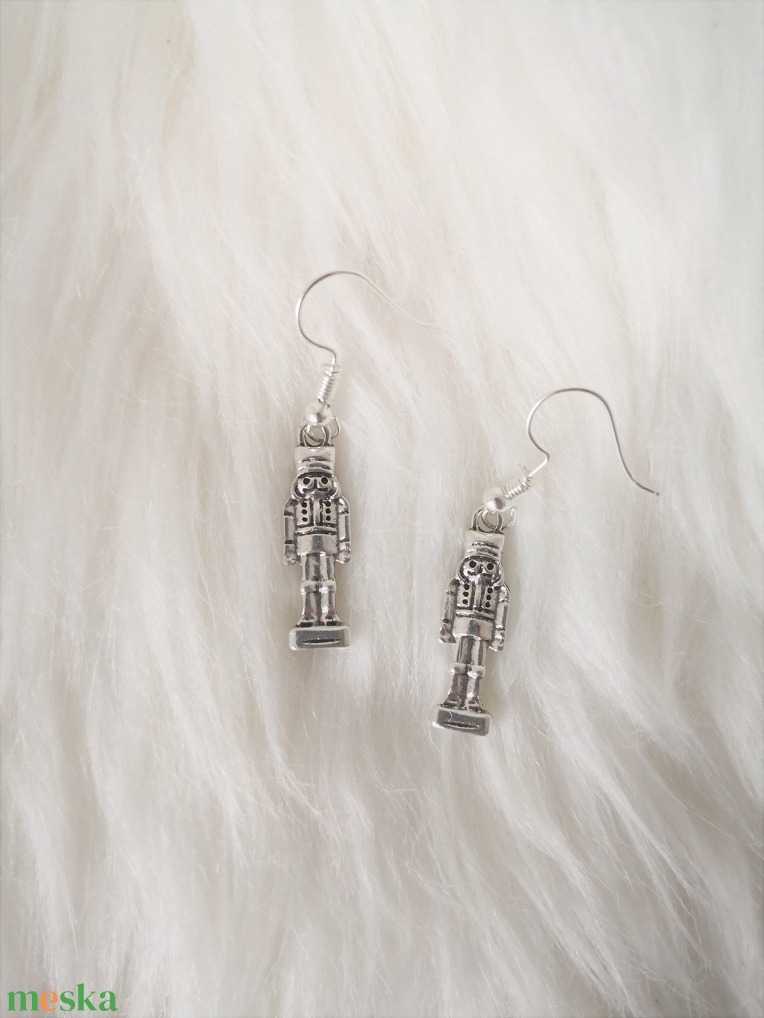 'Diótörő' fülbevaló - ékszer - fülbevaló - lógó fülbevaló - Meska.hu 'Diótörő' fülbevaló - ékszer - fülbevaló - lógó fülbevaló - Meska.hu