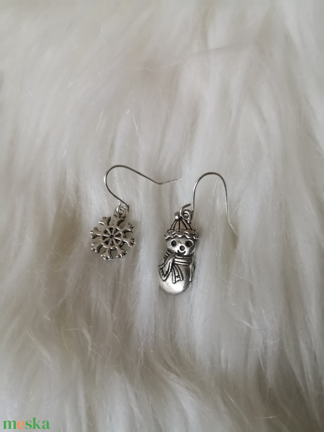 'Téli mese' fülbevaló - kicsi - ékszer - fülbevaló - lógó fülbevaló - Meska.hu 'Téli mese' fülbevaló - kicsi - ékszer - fülbevaló - lógó fülbevaló - Meska.hu