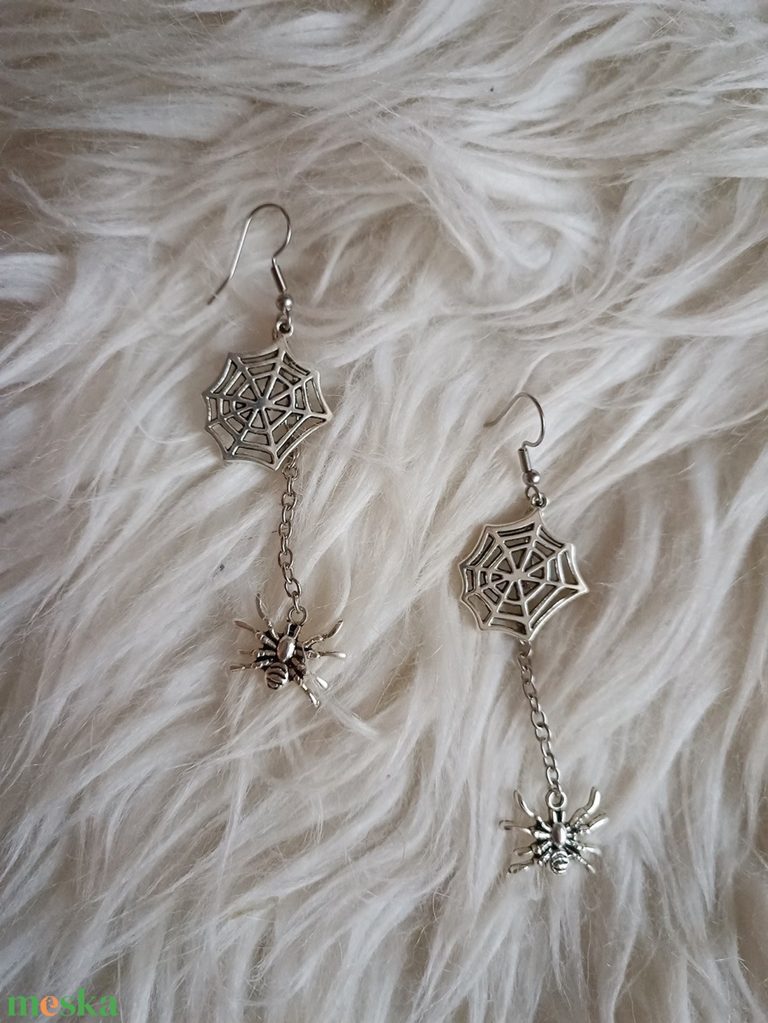 'Behálóz!'  fülbevaló - ékszer - fülbevaló - lógó fülbevaló - Meska.hu