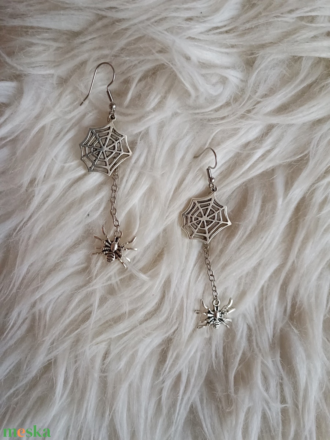 'Behálóz!'  fülbevaló - ékszer - fülbevaló - lógó fülbevaló - Meska.hu