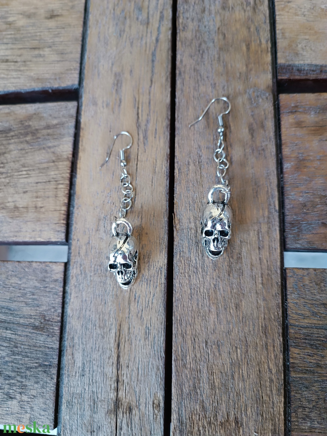 Koponya fülbevaló - ékszer - fülbevaló - lógó fülbevaló - Meska.hu Koponya fülbevaló - ékszer - fülbevaló - lógó fülbevaló - Meska.hu