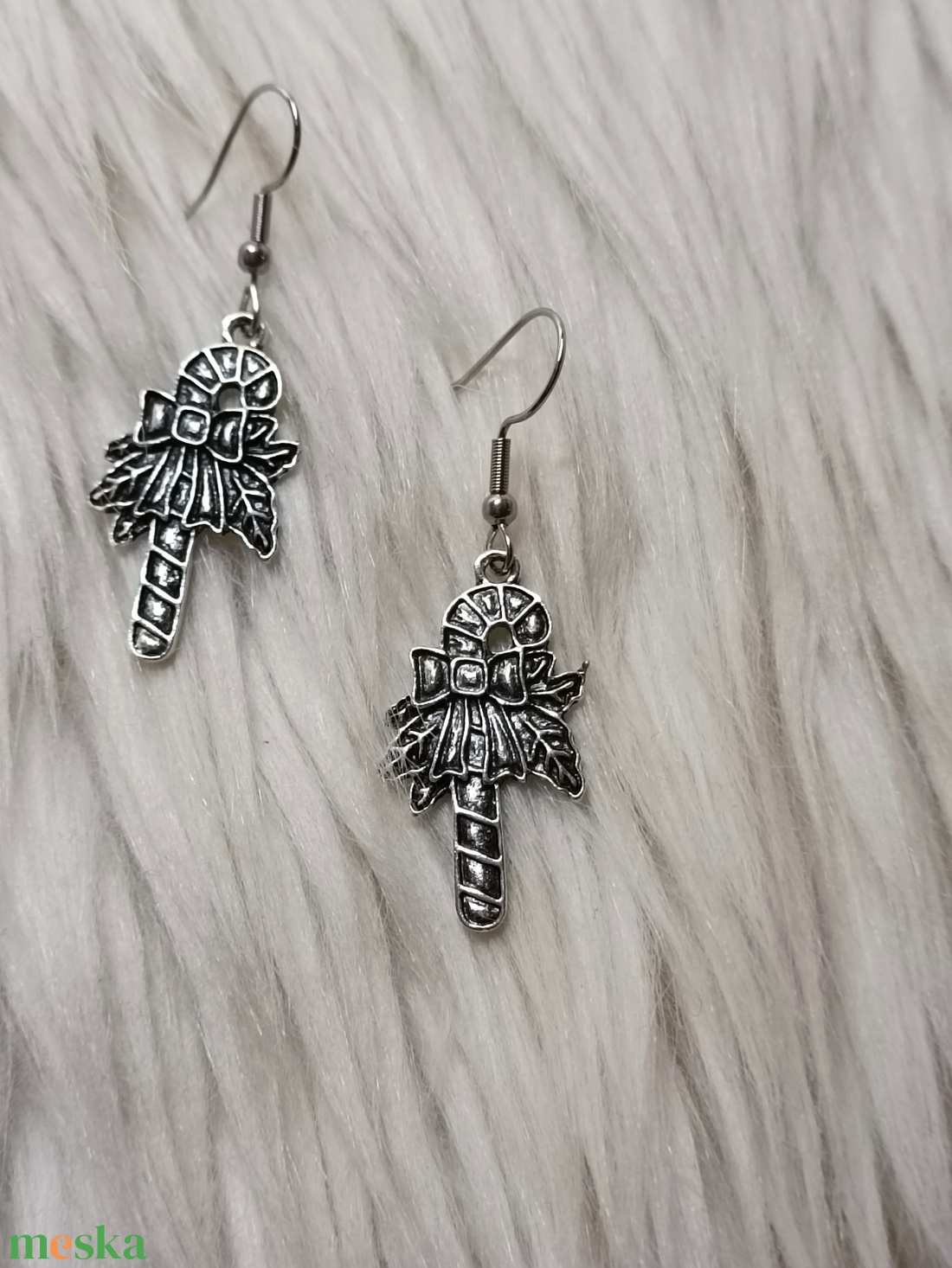 Cukorpálca fülbevaló - ékszer - fülbevaló - lógó fülbevaló - Meska.hu Cukorpálca fülbevaló - ékszer - fülbevaló - lógó fülbevaló - Meska.hu