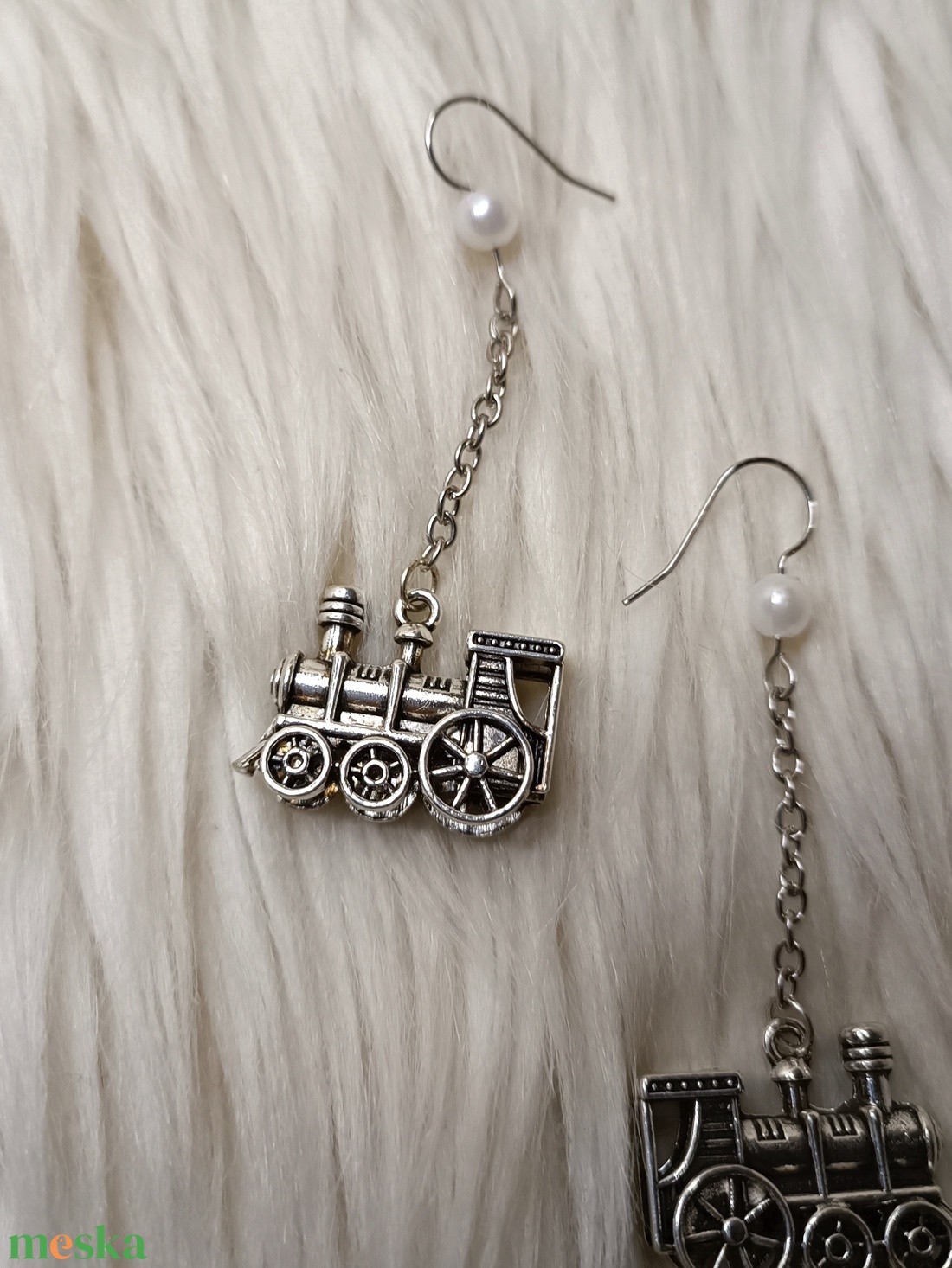 Gőzmozdony fülbevaló - ékszer - fülbevaló - lógó fülbevaló - Meska.hu Gőzmozdony fülbevaló - ékszer - fülbevaló - lógó fülbevaló - Meska.hu