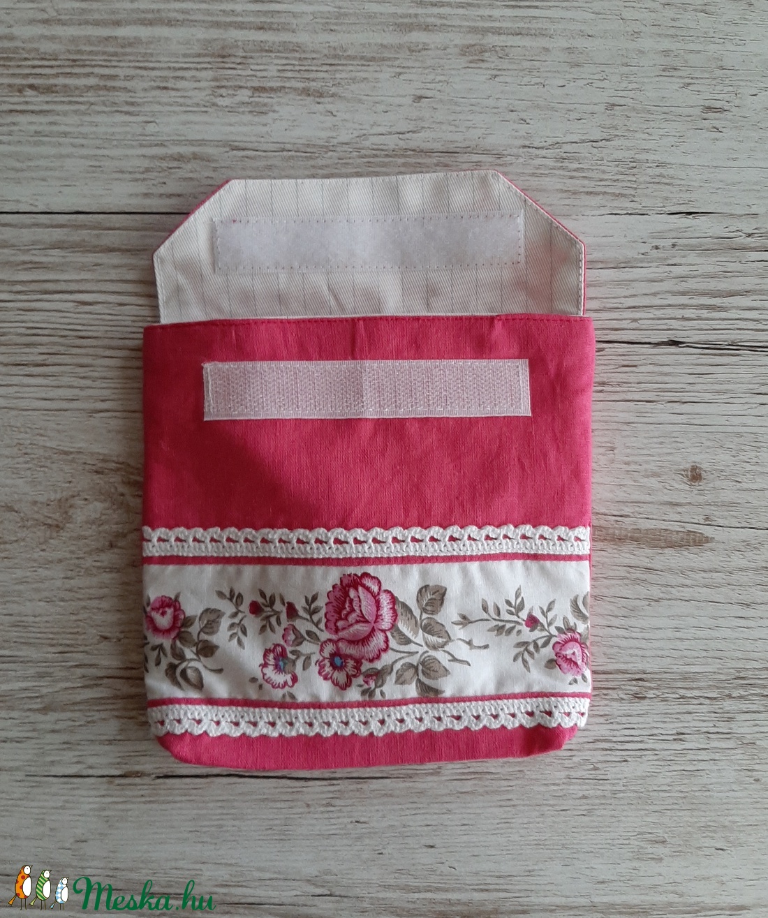 NoWaste, uzsonnás tasak,pink és rózsás sormintás anyag kombinálásával, horgolt csipkével díszítve - táska & tok - bevásárlás & shopper táska - shopper, textiltáska, szatyor - Meska.hu