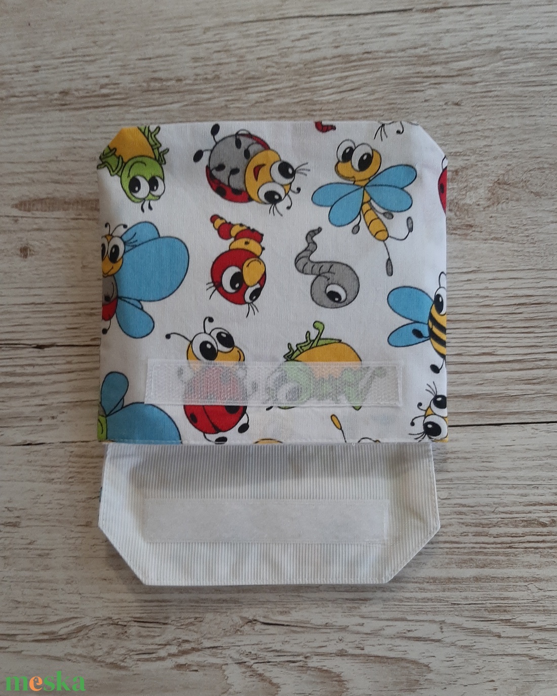 NoWaste uzsonnás tasak,fehér alapon vidám bogarasvászonból - táska & tok - uzsonna- & ebéd tartó - szendvics csomagoló - Meska.hu NoWaste uzsonnás tasak,fehér alapon vidám bogarasvászonból - táska & tok - uzsonna- & ebéd tartó - szendvics csomagoló - Meska.hu