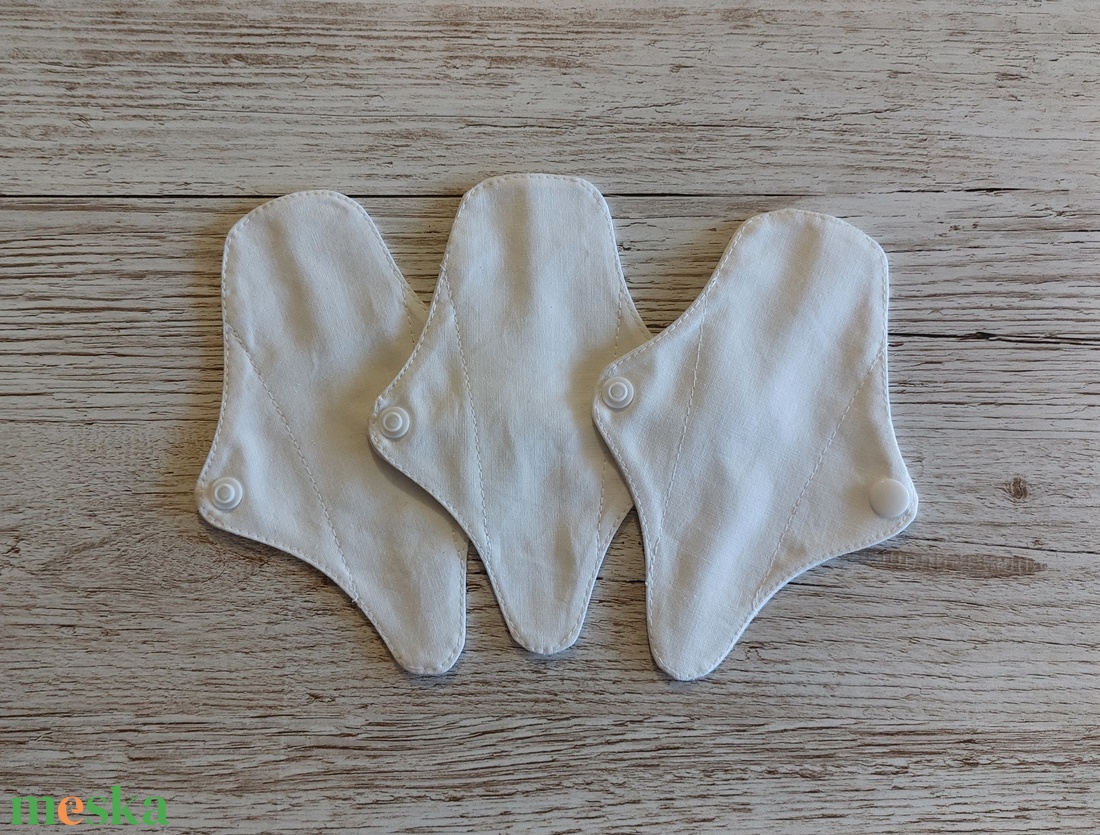 XS-es,Tisztasági betét,intim betét,tanga betét, fehér pamutvászonból,NoWaste - szépségápolás - intim higiénia - tisztasági betét - Meska.hu XS-es,Tisztasági betét,intim betét,tanga betét, fehér pamutvászonból,NoWaste - szépségápolás - intim higiénia - tisztasági betét - Meska.hu