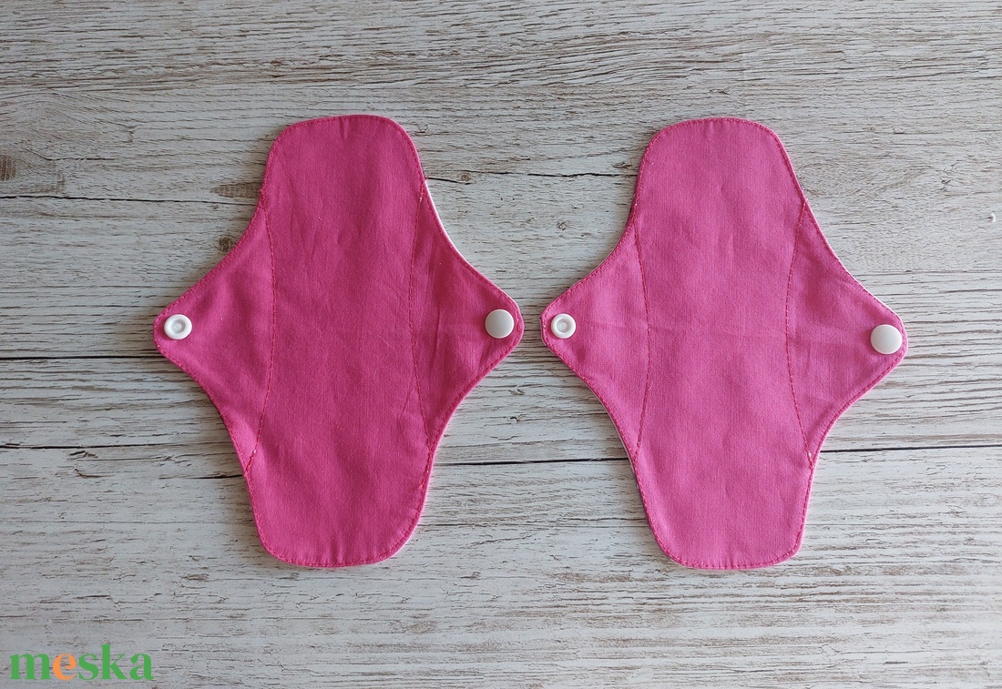 Tisztasági betét,intim betét,újramosható,fehér alapon cicás pamutvászonból,pink alsórésszel,NoWaste - szépségápolás - intim higiénia - tisztasági betét - Meska.hu