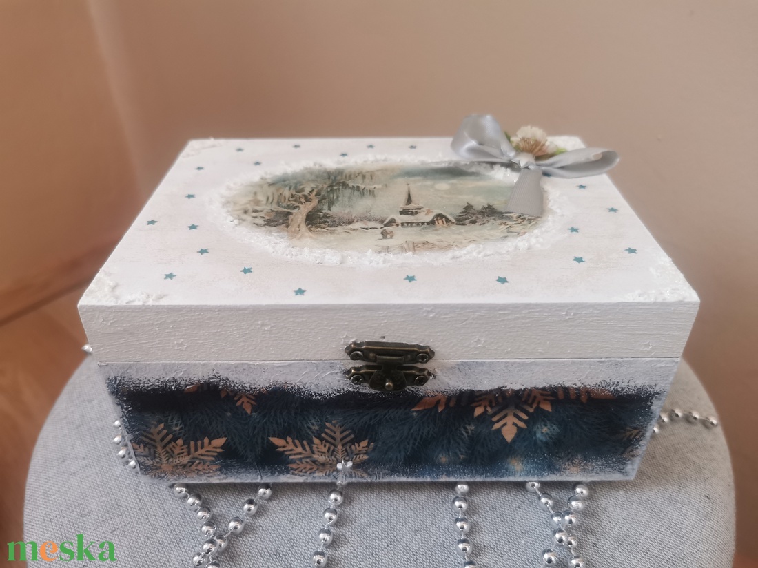 Karácsonyi dobozka - karácsony - karácsonyi ajándékozás - karácsonyi ajándékcsomagolás - Meska.hu Karácsonyi dobozka - karácsony - karácsonyi ajándékozás - karácsonyi ajándékcsomagolás - Meska.hu