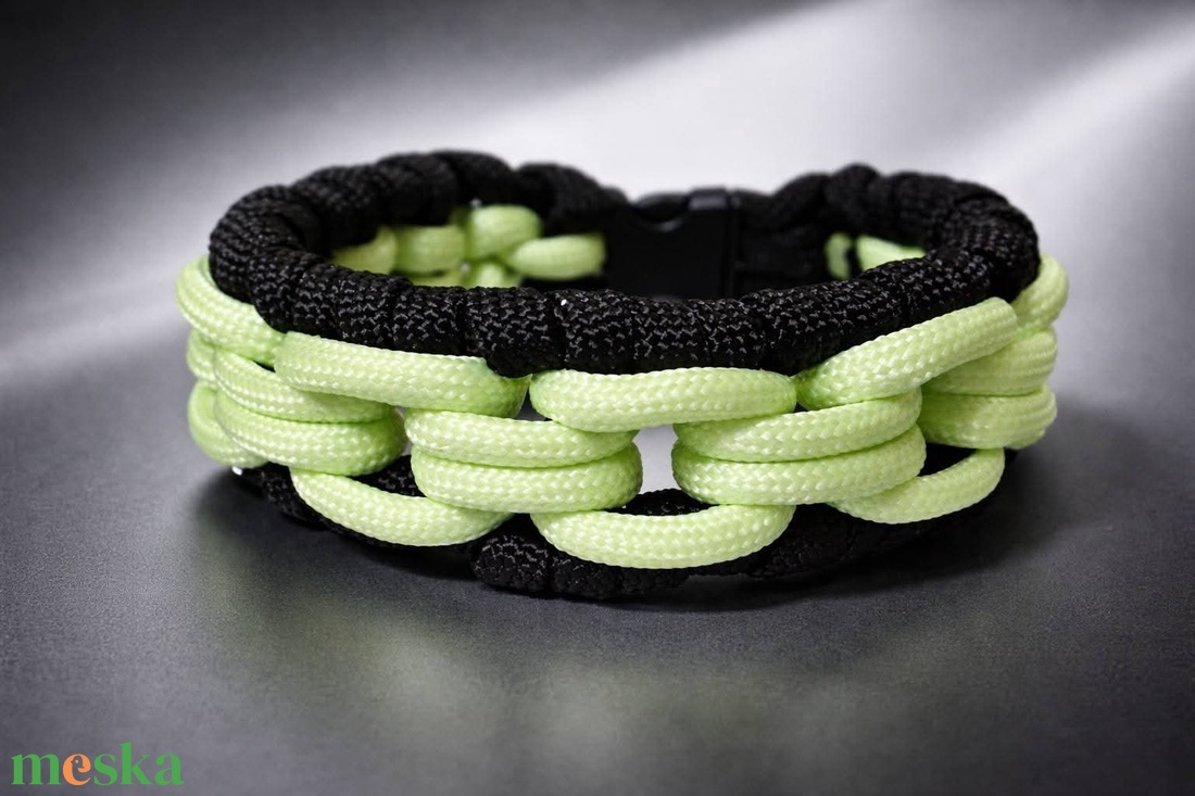 ShadowGlow karkötő  - ékszer - karkötő - fonott karkötő - Meska.hu