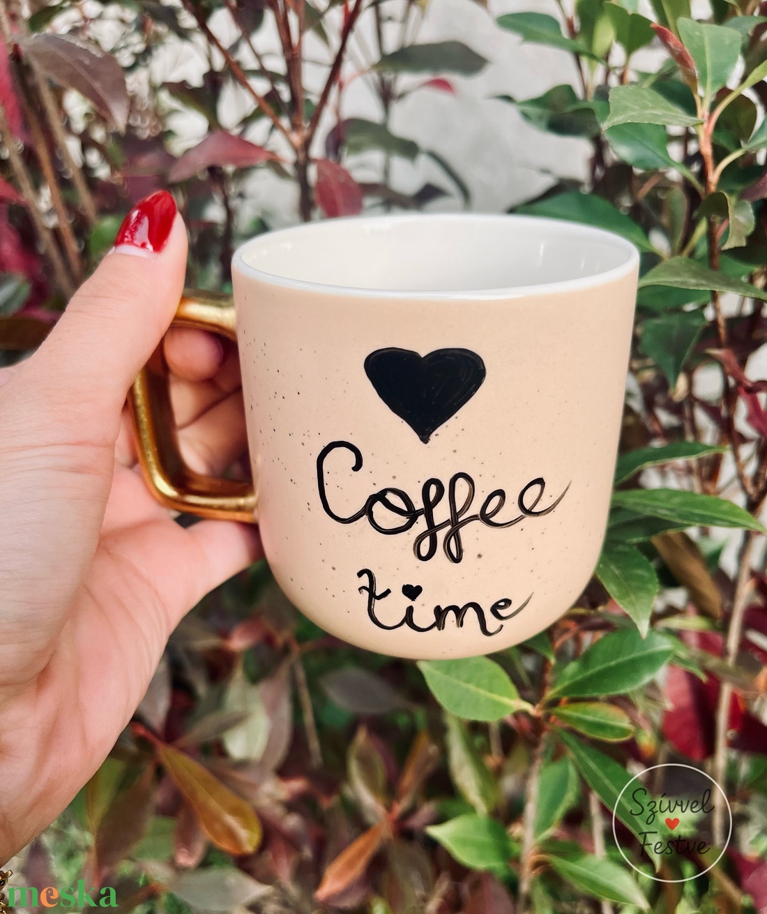 Arany-bézs bögre ,,Coffee time felirattal - otthon & életmód - konyhafelszerelés, tálalás - tálalás - bögre & csésze - Meska.hu Arany-bézs bögre ,,Coffee time felirattal - otthon & életmód - konyhafelszerelés, tálalás - tálalás - bögre & csésze - Meska.hu