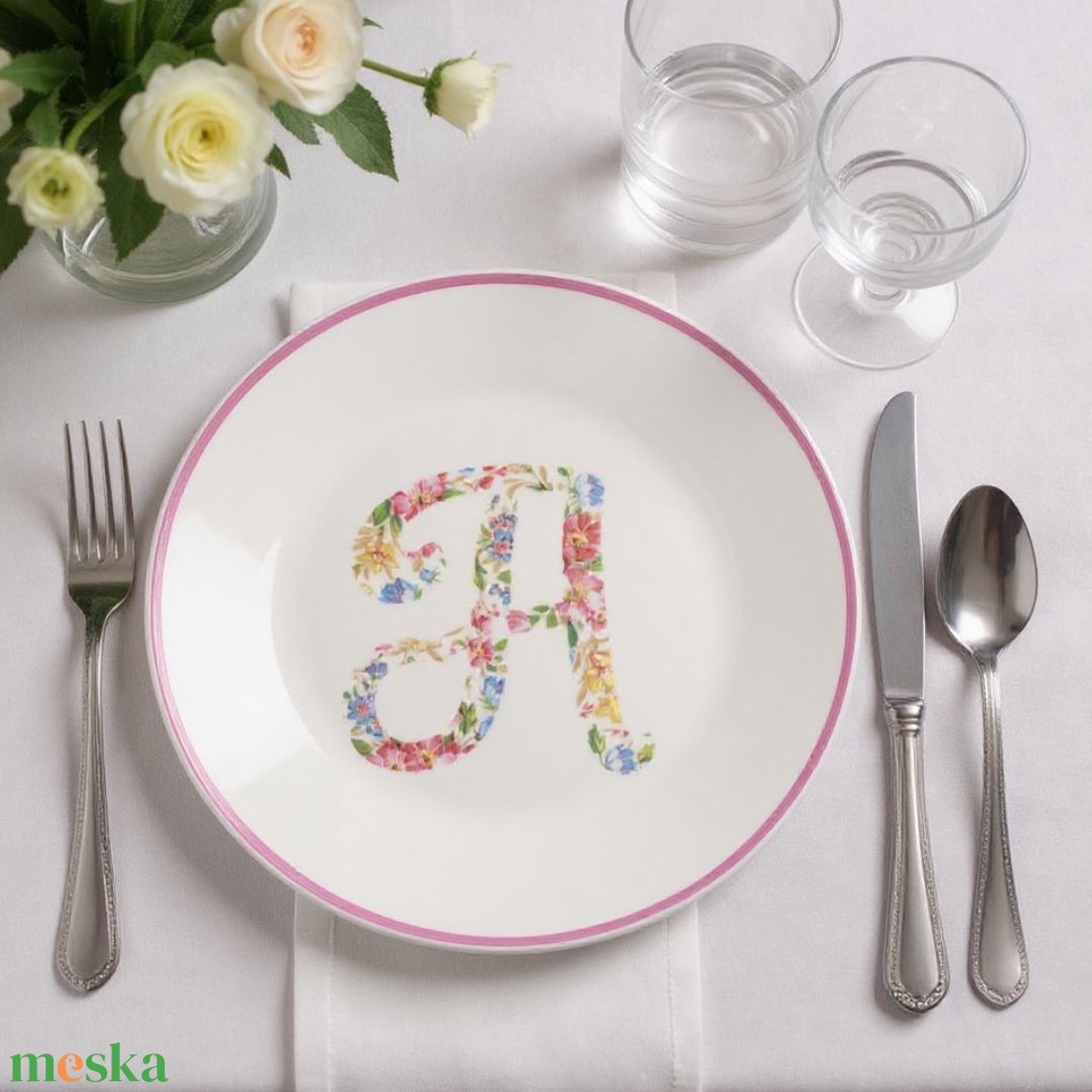 Monogramos tányér - rózsaszín - esküvő - dekoráció - tálalás - Meska.hu