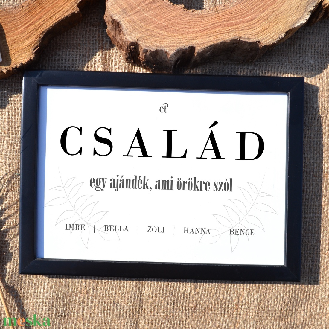 Minimalista családi dekor saját nevekkel A/4-es méretben (digitális kép vagy fotópapírra nyomtatva) fekete-fehér - otthon & életmód - dekoráció - fali és függő dekoráció - betű & név - Meska.hu