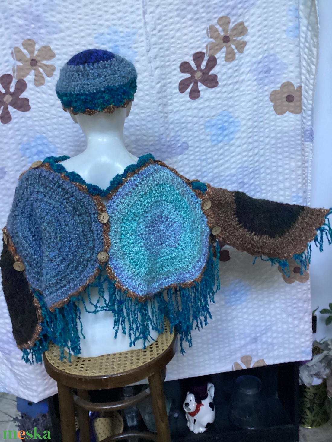 Különleges ujjas poncho sapkával. - ruha & divat - női ruha - poncsó - Meska.hu Különleges ujjas poncho sapkával. - ruha & divat - női ruha - poncsó - Meska.hu