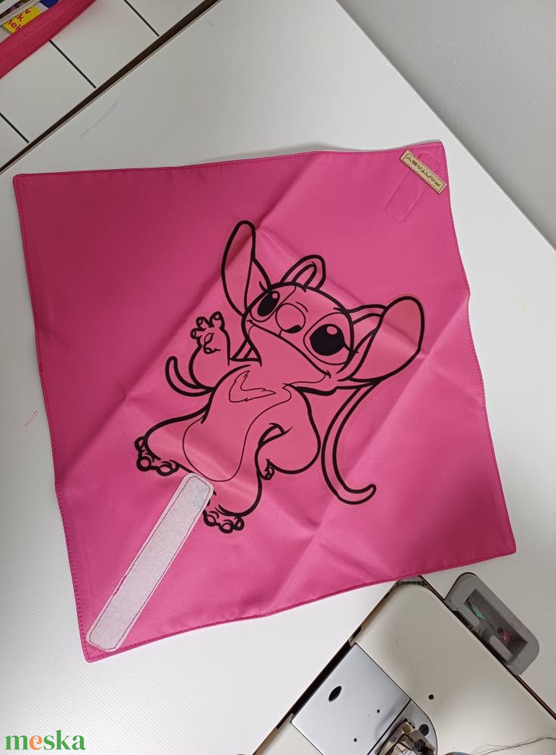 Egyedi-nyomtatott újraszalvéta, uzsonnacsamogoló, nylon zacskó helyettesítő Stitch, Dinoszaurusz - T-rex, Grogu - táska & tok - uzsonna- & ebéd tartó - szendvics csomagoló - Meska.hu