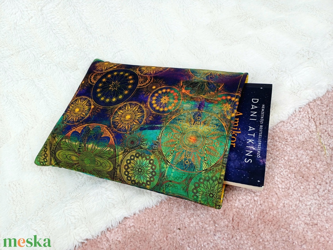 Könyvtok mágneskapoccsal - könyv & zene - könyvtok - Meska.hu