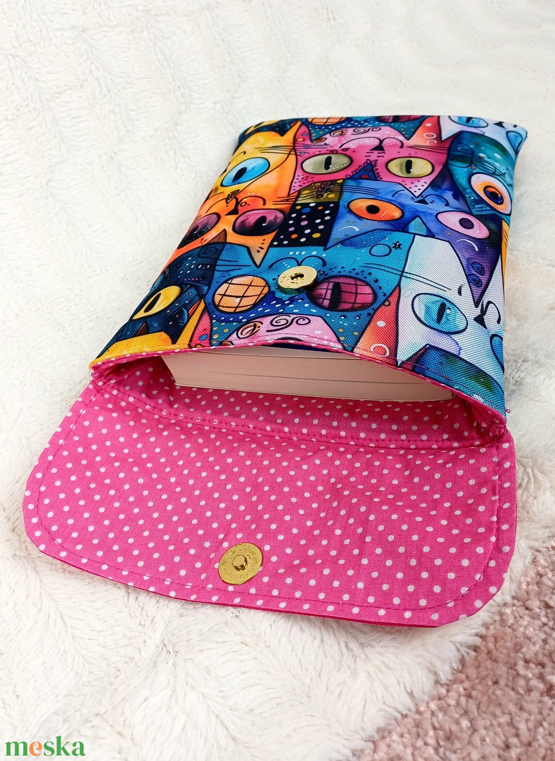 Könyvtok lehajtófedéllel, mágneskapoccsal - könyv & zene - könyvtok - Meska.hu