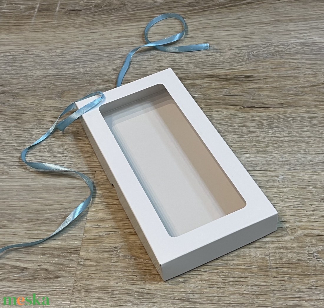 Nőnapra virágos kék átmenetes sál - ruha & divat - sál, sapka, kendő - sál - Meska.hu