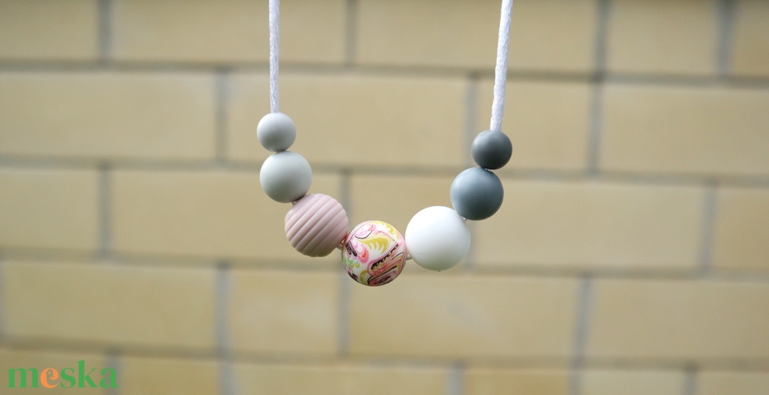 Szoncha szilikon szenzoros és rágcsalánc - ékszer - nyaklánc - bogyós nyaklánc - Meska.hu