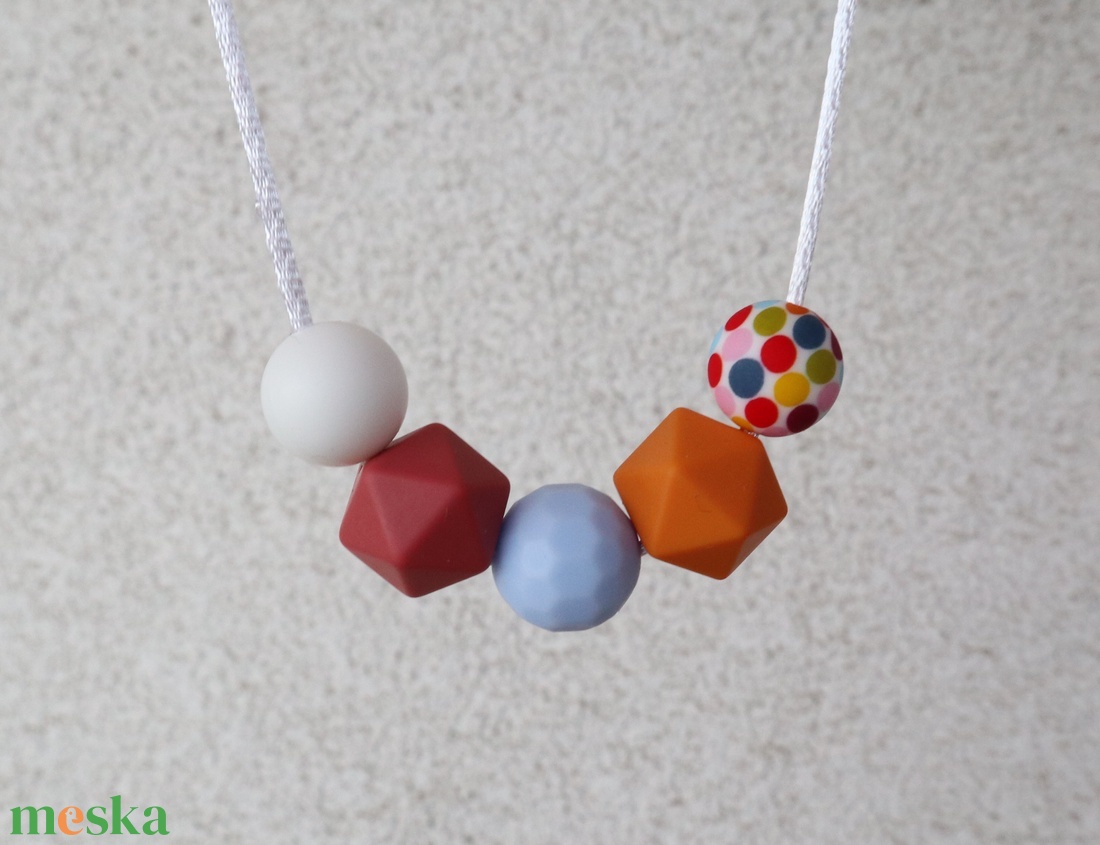 Szoncha szilikon szenzoros és rágcsalánc - ékszer - nyaklánc - bogyós nyaklánc - Meska.hu