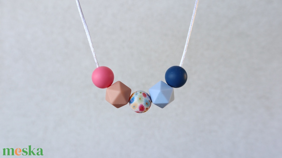 Szoncha szilikon szenzoros és rágcsalánc - ékszer - nyaklánc - bogyós nyaklánc - Meska.hu