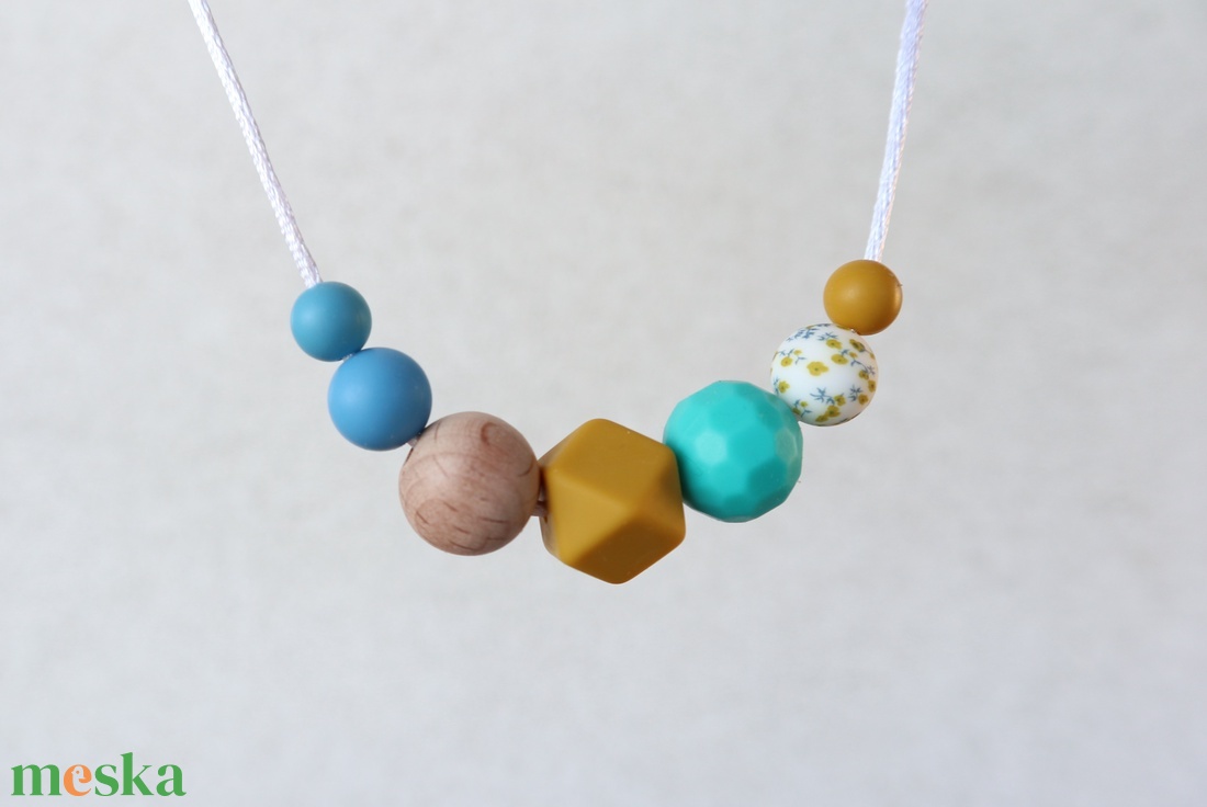 Szoncha szilikon szenzoros és rágcsalánc - ékszer - nyaklánc - bogyós nyaklánc - Meska.hu