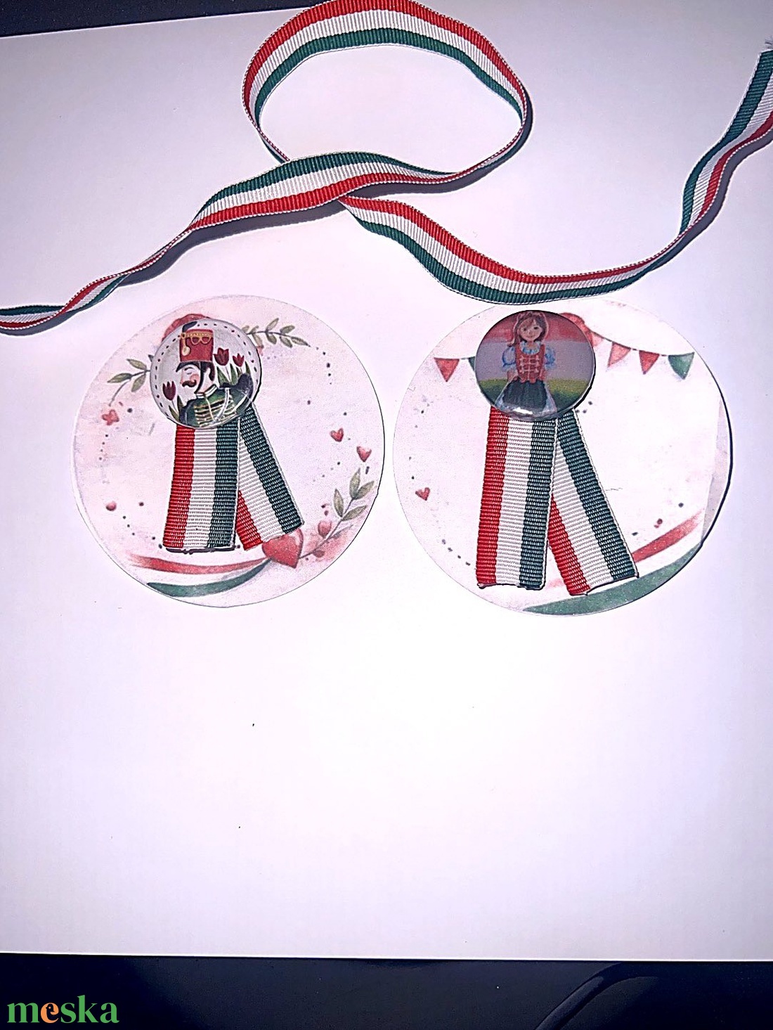 Egyedi kokárda - ékszer - kitűző és bross - Meska.hu