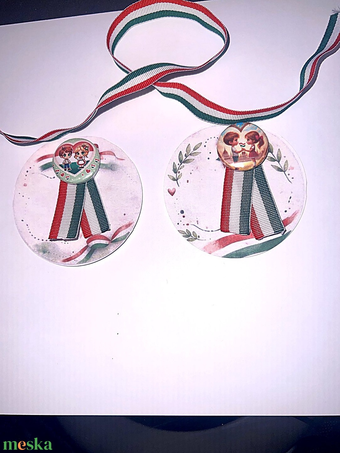 Egyedi kokárda - ékszer - kitűző és bross - Meska.hu