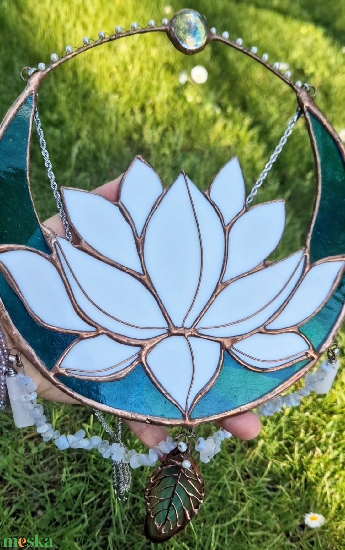 Lótusz napfogó kék holdkehelyben - otthon & életmód - dekoráció - ajtó- és ablak dekoráció - ablakdísz - Meska.hu