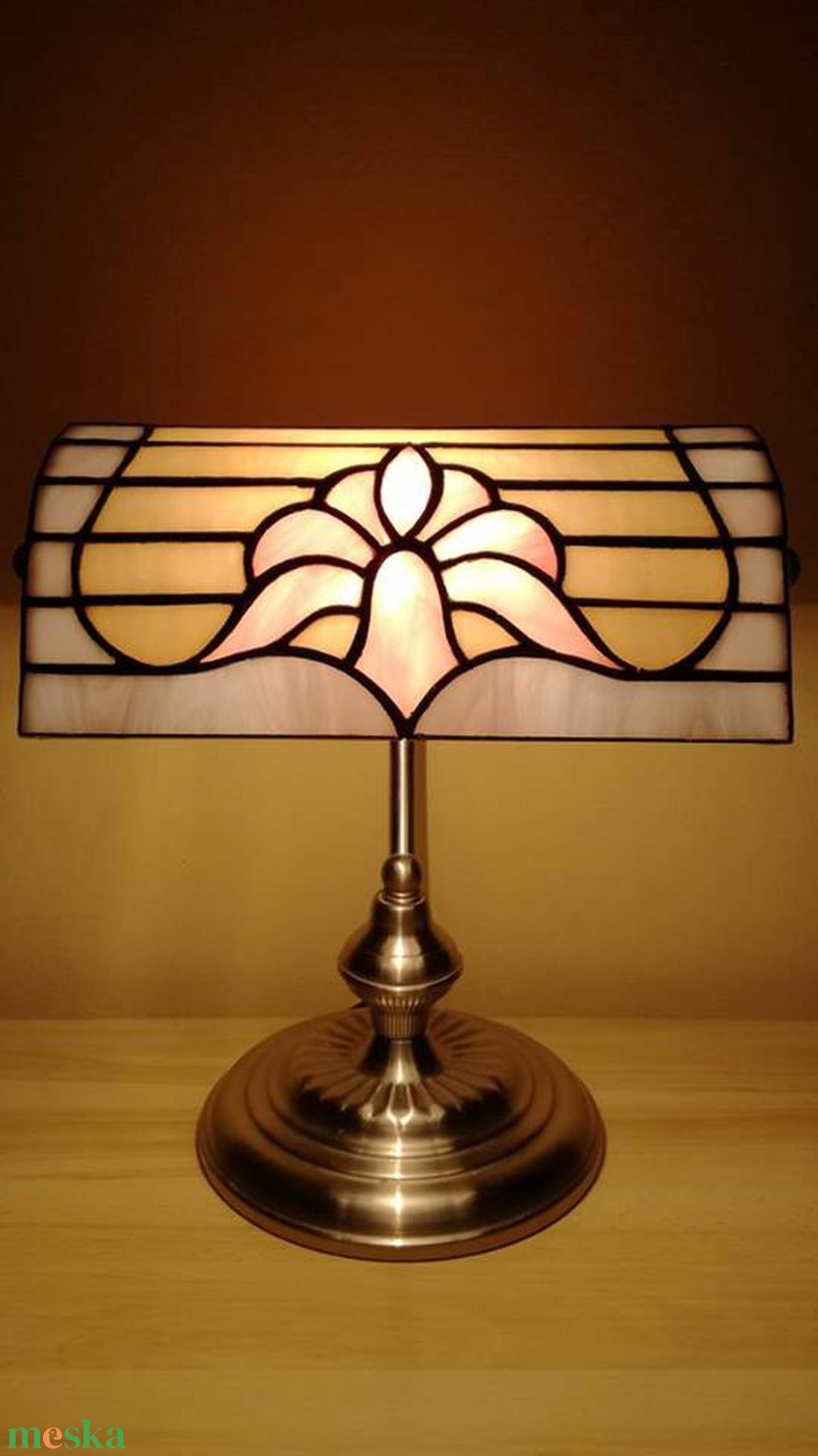 Tiffany bank lámpa - otthon & lakás - lámpa - hangulatlámpa - Meska.hu