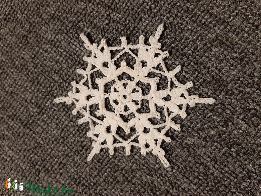 Horgolt hópehely 8. - otthon & életmód - dekoráció - dísztárgy - Meska.hu