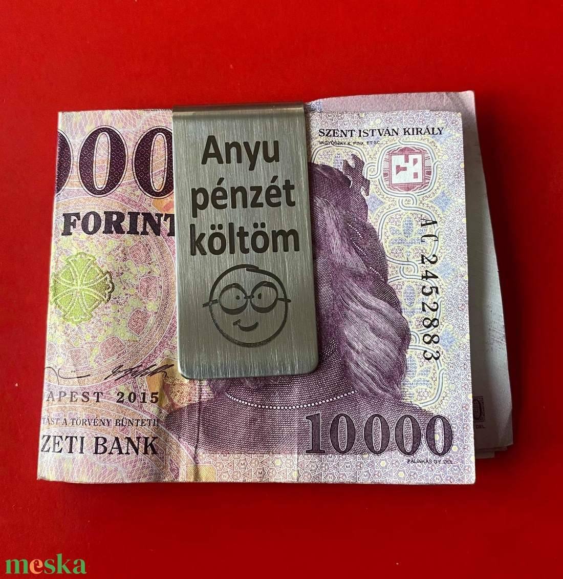 Pénzcsipesz Anyu pénzét költöm - Apu pénzét költöm - Szüleim pénzét költöm - táska & tok - pénztárca & más tok - pénztárca - férfi pénztárca - Meska.hu Pénzcsipesz Anyu pénzét költöm - Apu pénzét költöm - Szüleim pénzét költöm - táska & tok - pénztárca & más tok - pénztárca - férfi pénztárca - Meska.hu
